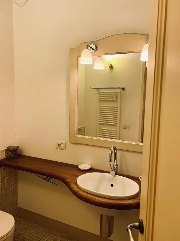 La Locanda Di Anita Cetona 0*,